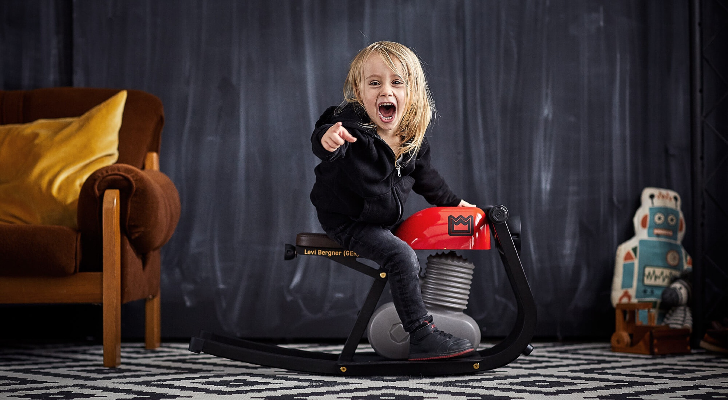 Moto_Rocker_Schaukelpferd_Kinder_Spielzeug