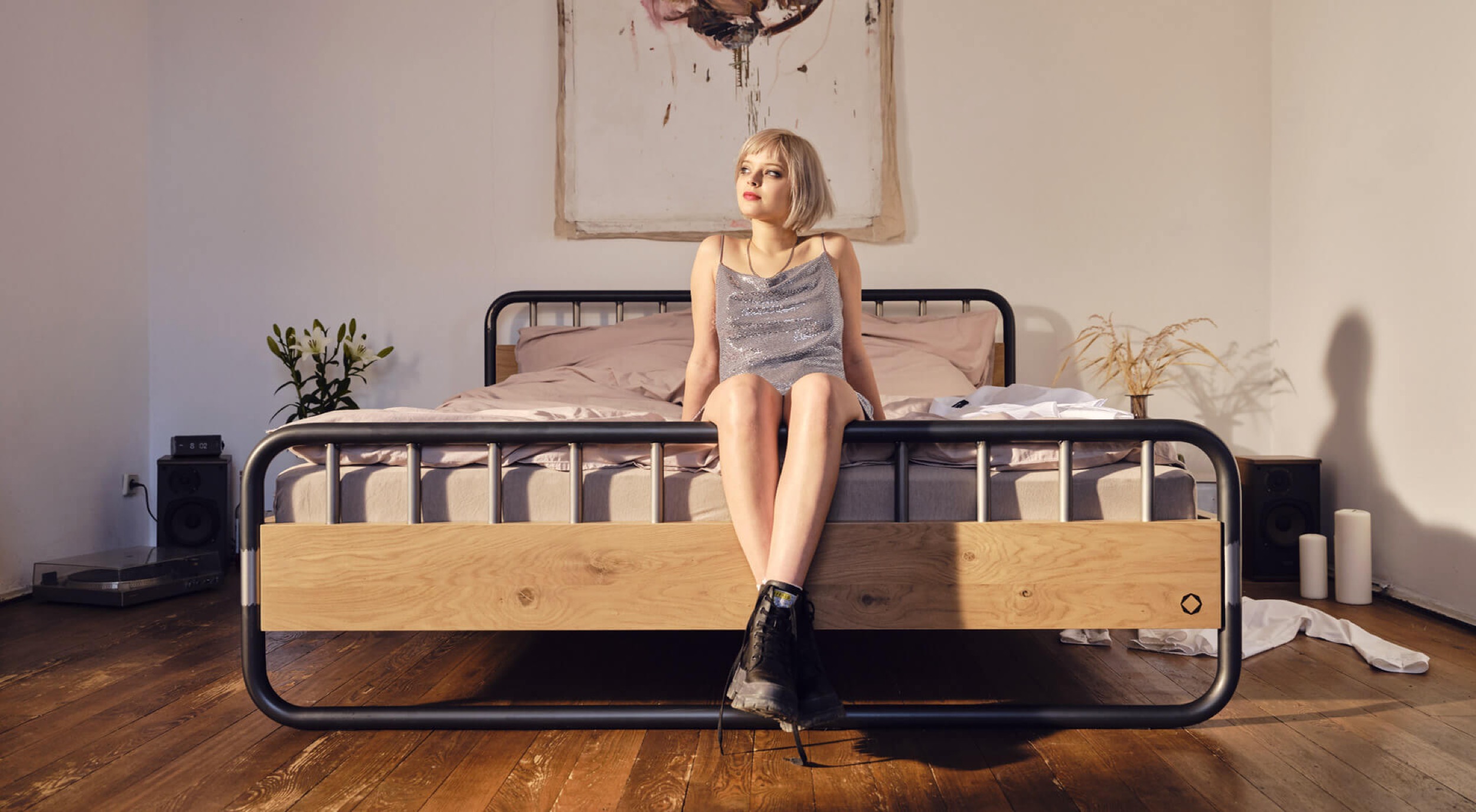 designer bett echtholz stahl