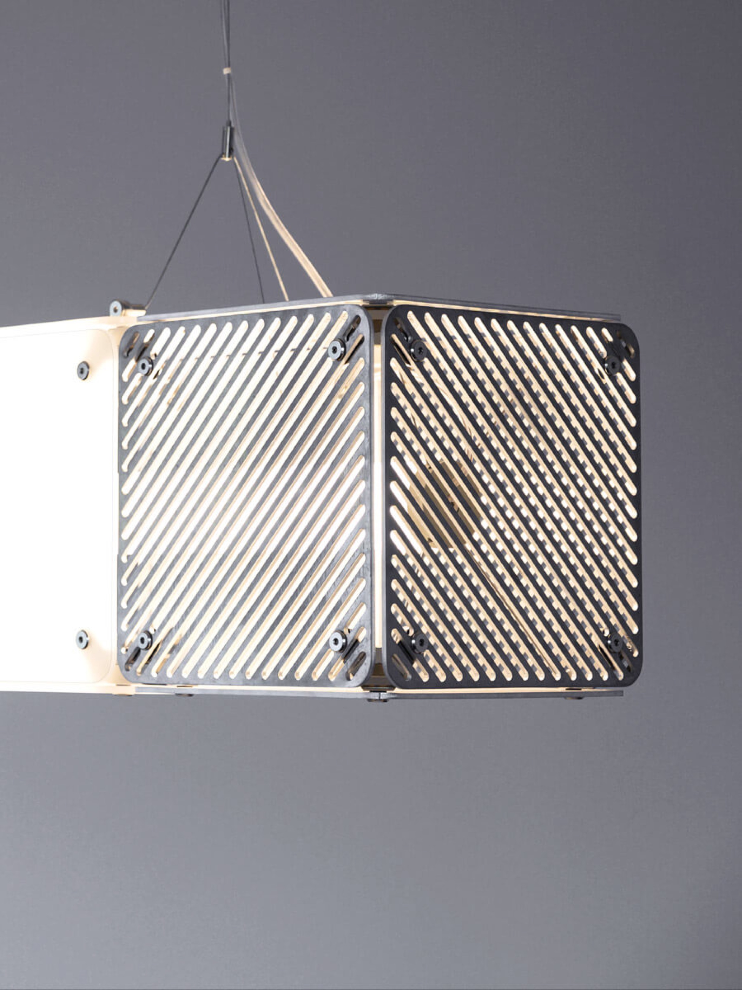 designer-pendelleuchte-silber-led