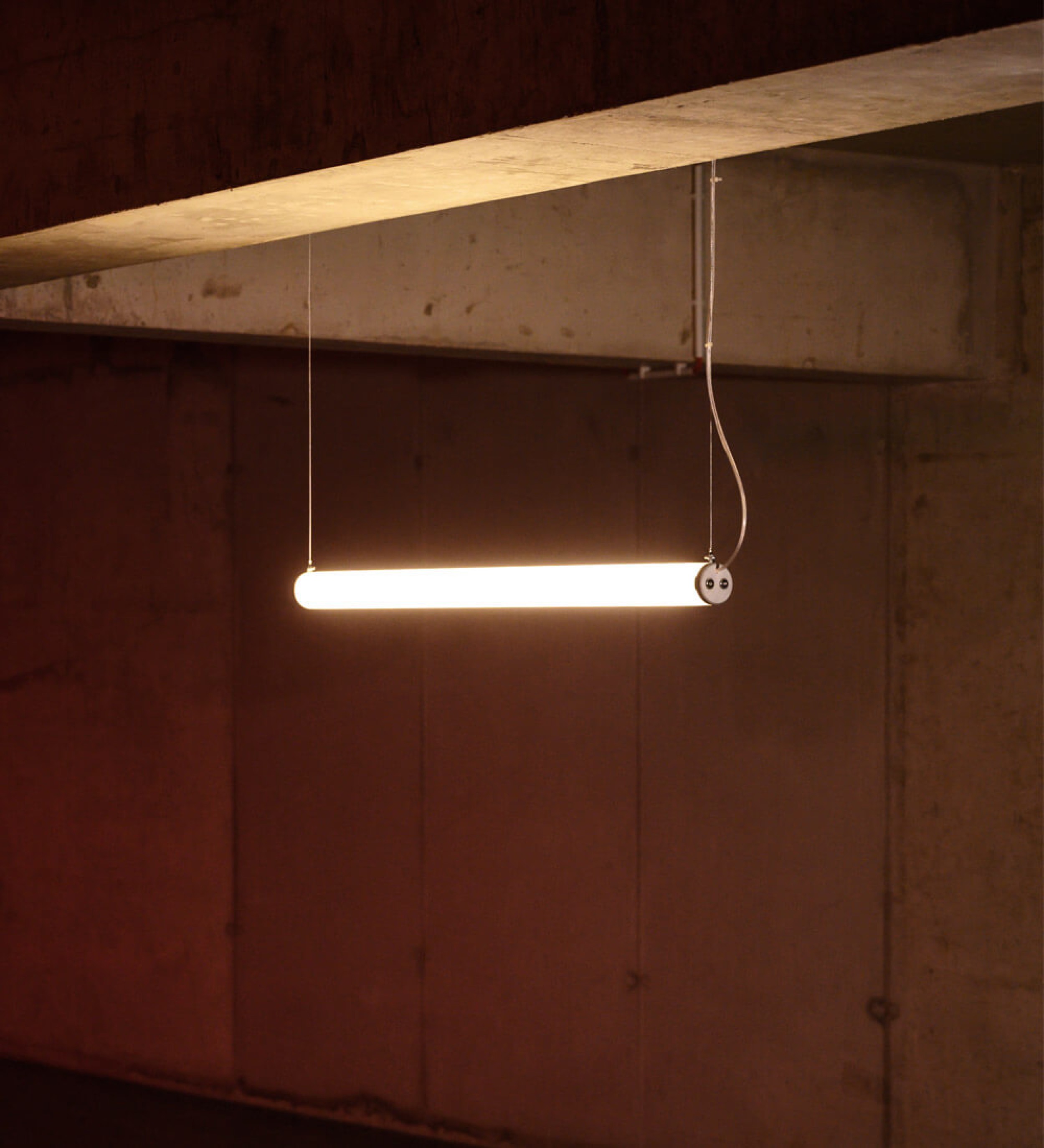 dimmbare-led-roehre-leuchte