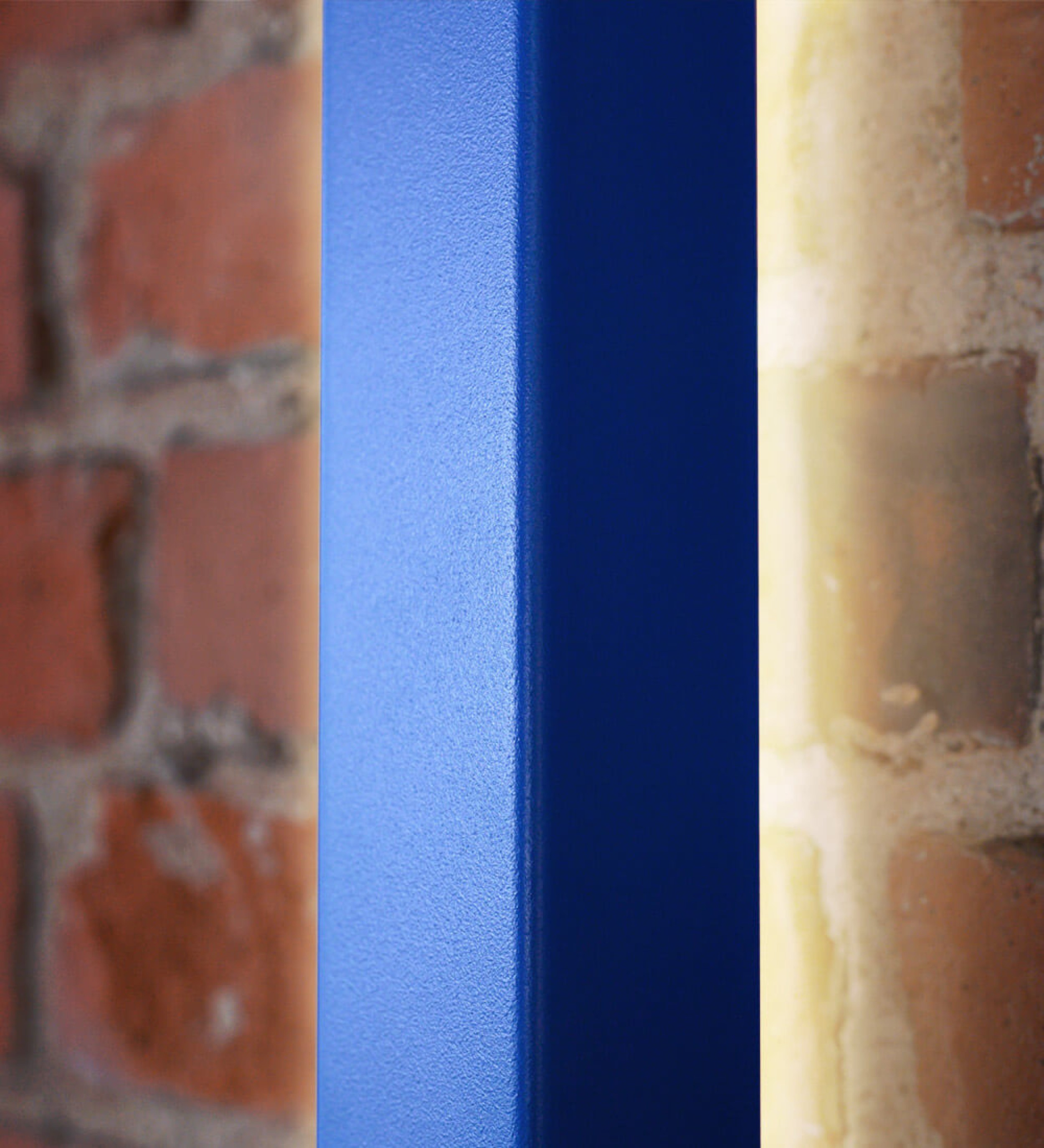 wandleuchte-loft-blau
