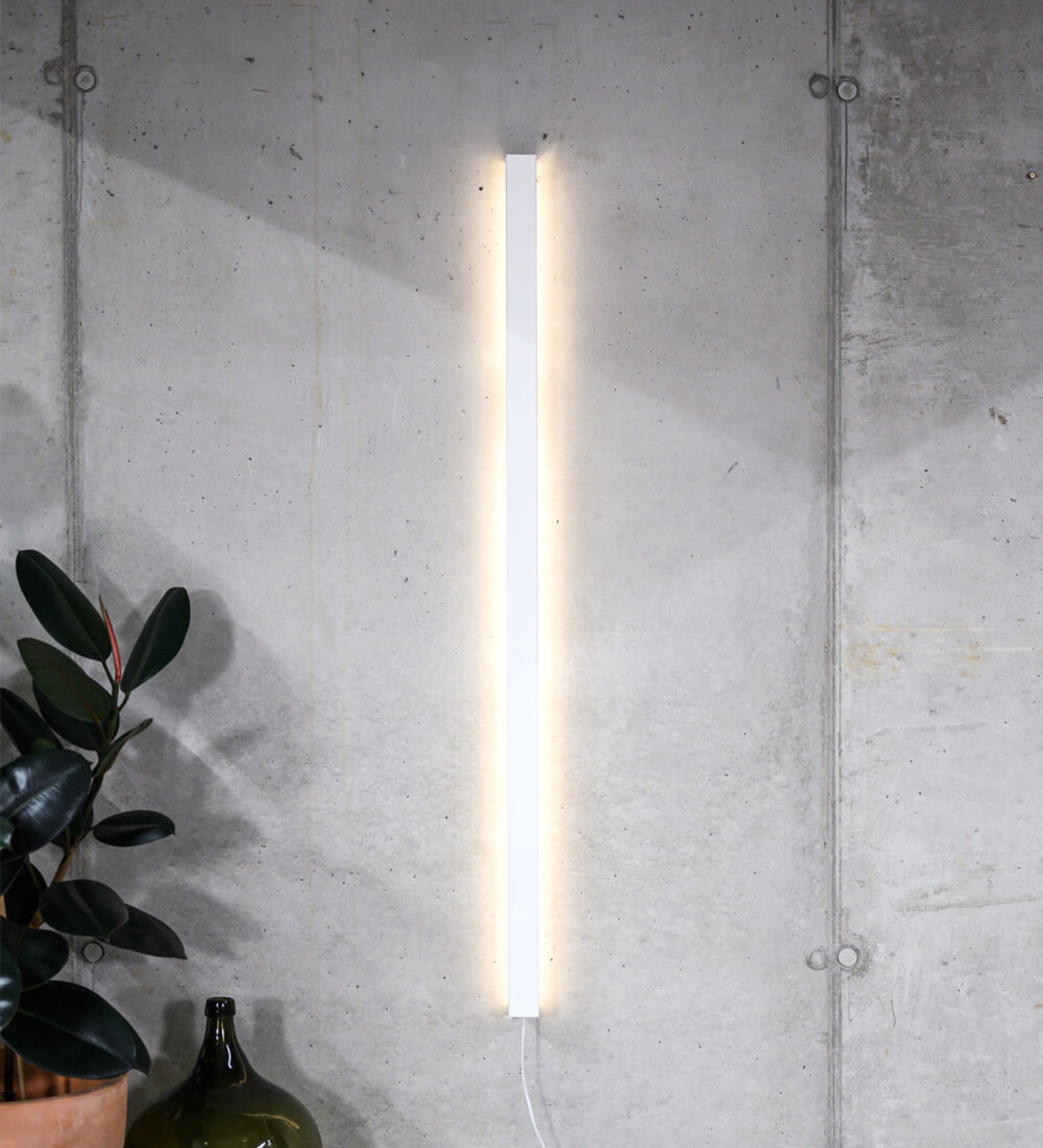 wandleuchte-weis-minimalistisch